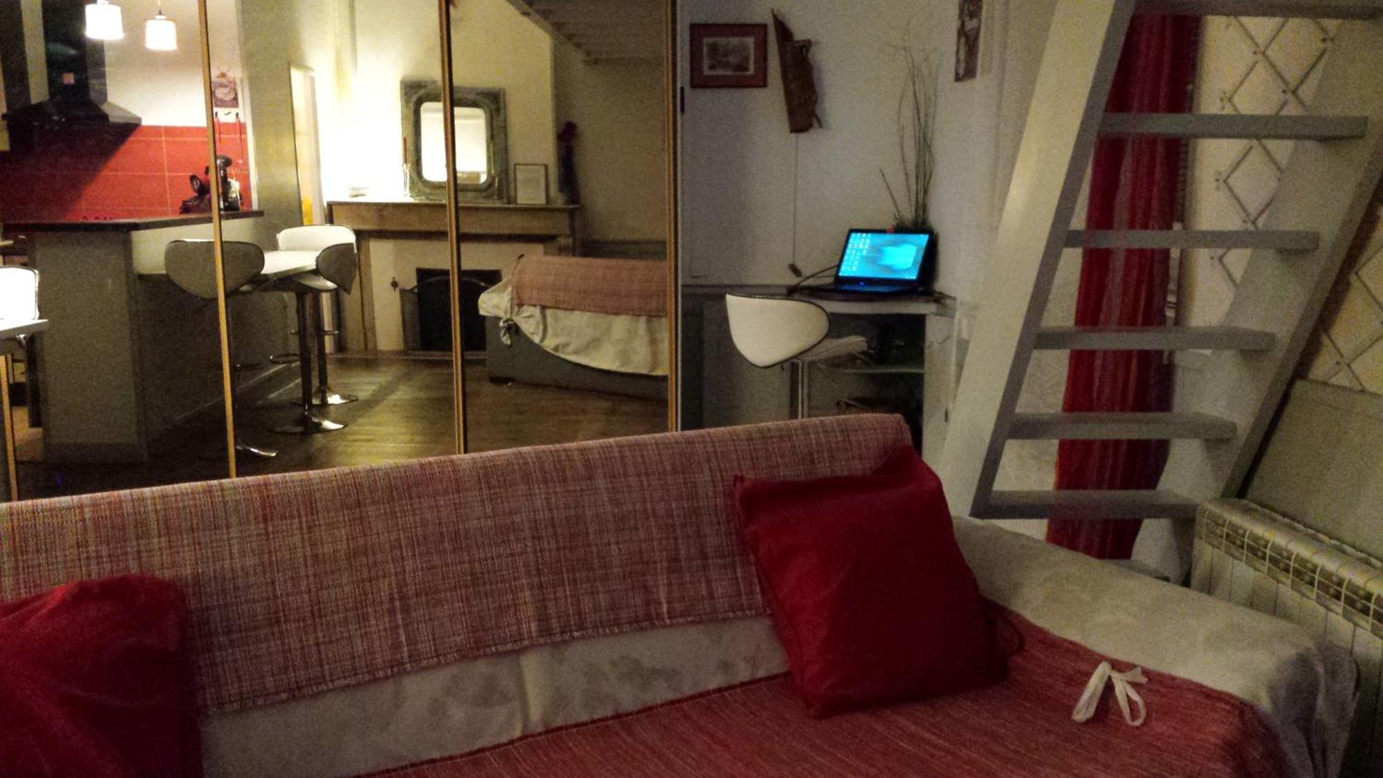 Coquet Studio En Mezzanine Nuit Pour 2 Personnes Saint-Girons (Ariege) Exterior foto