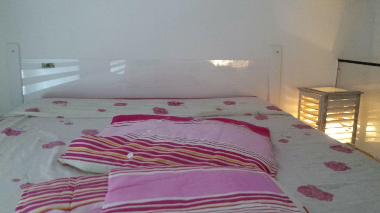 Coquet Studio En Mezzanine Nuit Pour 2 Personnes Saint-Girons (Ariege) Exterior foto