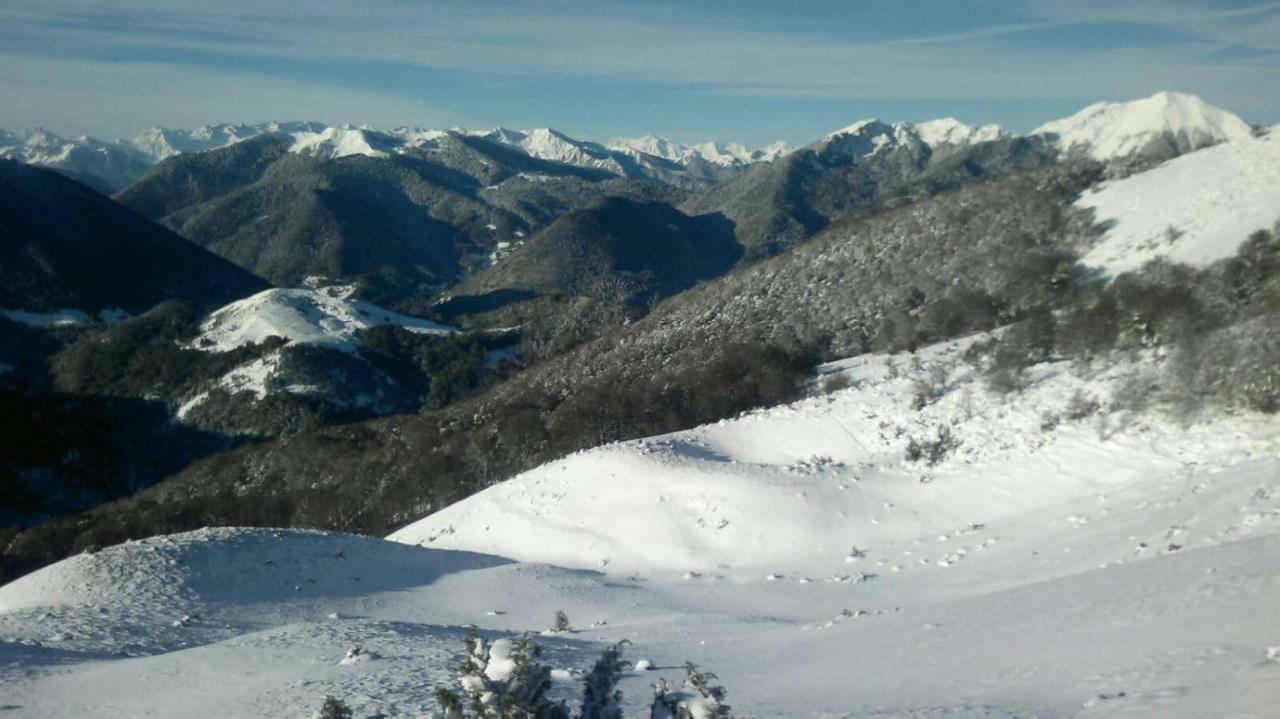 Coquet Studio En Mezzanine Nuit Pour 2 Personnes Saint-Girons (Ariege) Exterior foto