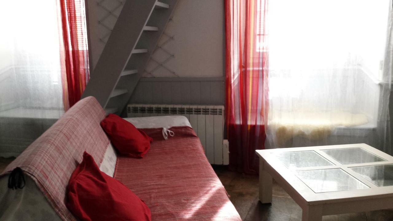 Coquet Studio En Mezzanine Nuit Pour 2 Personnes Saint-Girons (Ariege) Exterior foto