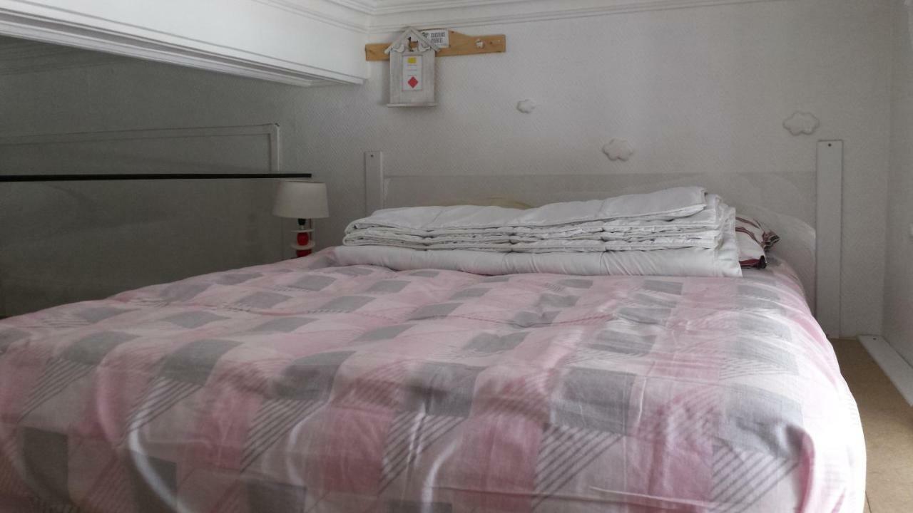 Coquet Studio En Mezzanine Nuit Pour 2 Personnes Saint-Girons (Ariege) Exterior foto