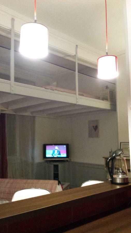 Coquet Studio En Mezzanine Nuit Pour 2 Personnes Saint-Girons (Ariege) Exterior foto
