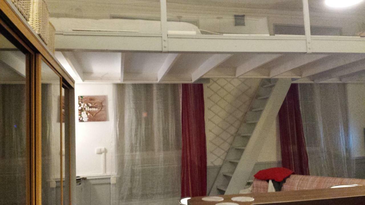 Coquet Studio En Mezzanine Nuit Pour 2 Personnes Saint-Girons (Ariege) Exterior foto
